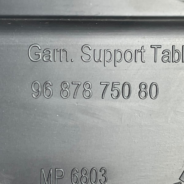 Acabamento Suporte Tampão Bagagito Direito 3008 1.6 Thp 2013