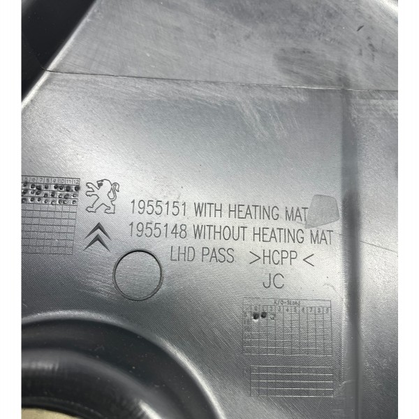 Acabamento Direito Banco Passageiro 3008 1.6 Thp 2013