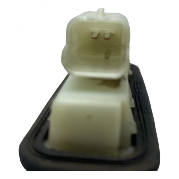 Botão Externo Abertura Tampa Porta Malas 3008 1.6 Thp 2013