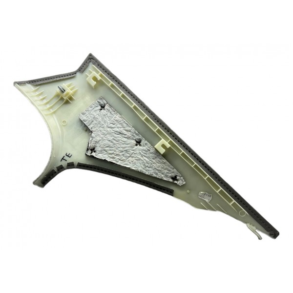 Moldura Coluna Traseira Esquerda Bmw 320i 2.0 2016