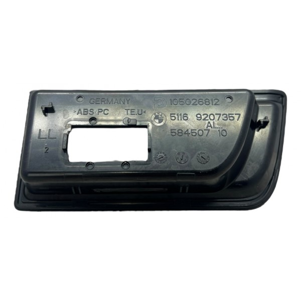 Acabamento Entrada Auxiliar Usb Bmw 320i 2.0 2016 Preto