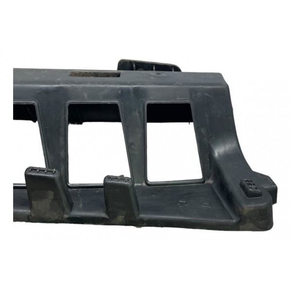 Guia Inferior Parachoque Traseiro Direita Azera 3.0 2013