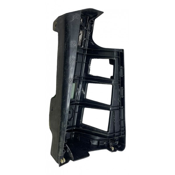 Guia Inferior Parachoque Traseiro Direita Azera 3.0 2013