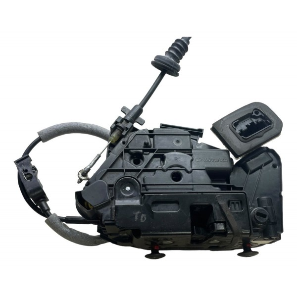 Trava Elétrica Porta Traseira Direita Vw Golf Gti 2.0 2015