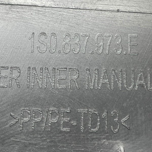 Acabamento Interno Retrovisor Esquerdo Vw Up Take 1.0 2018 Preto