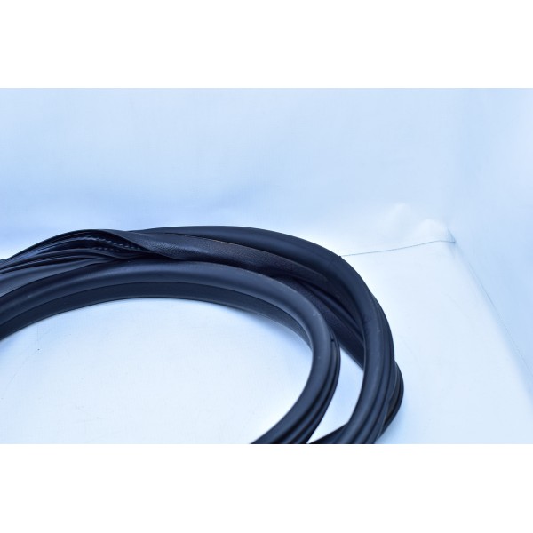 Borracha De Porta Traseira Esquerda Peugeot 308 Thp 2014 Preto