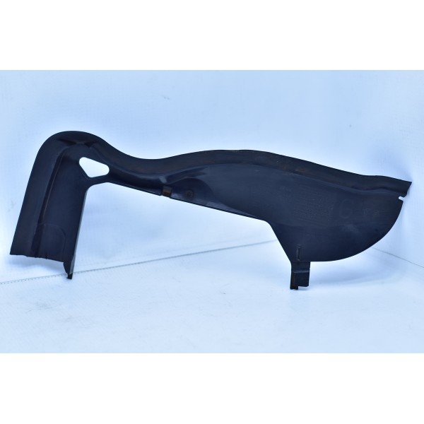 Acabamento Lateral Esquerdo Grelha Peugeot 308 Thp 2015