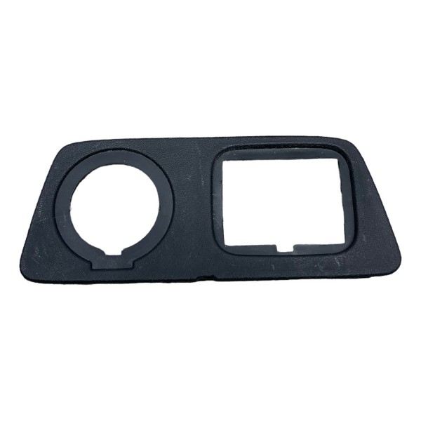 Moldura Suporte Usb Tomada 12 Volts Onix 1.0 Ltz 2022