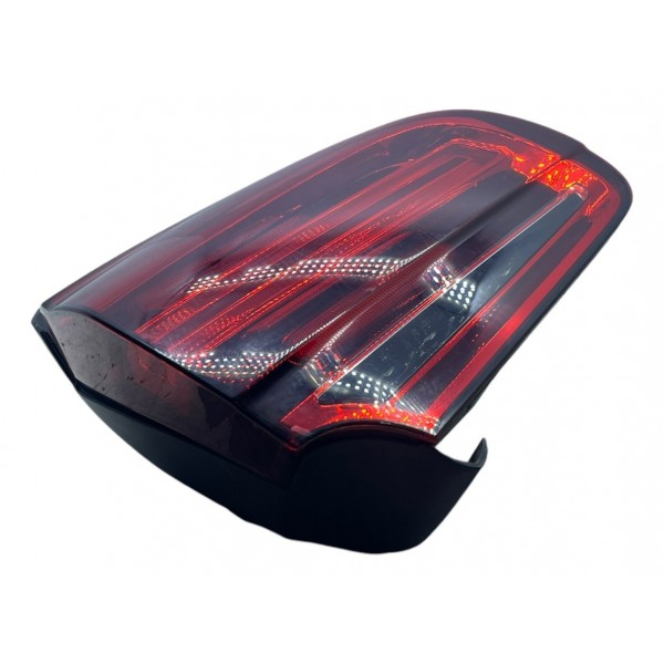 Lanterna Tampa Traseira Direita Porsche Cayenne S Hybrid 18