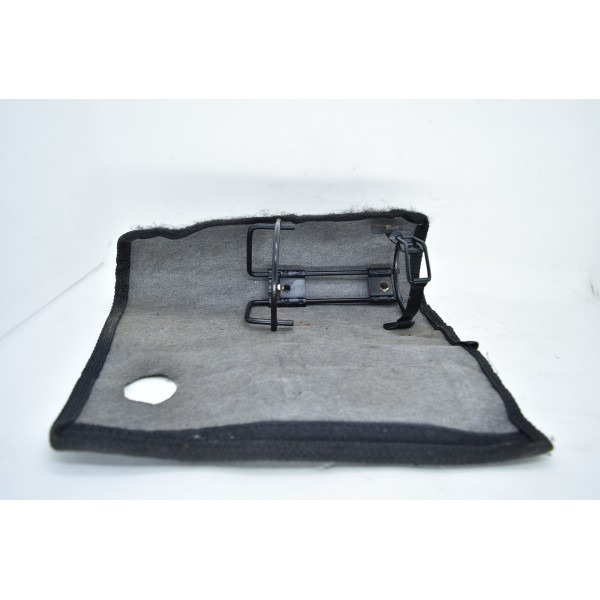 Suporte Extintor De Incendio Chery Cielo 1.6 2012