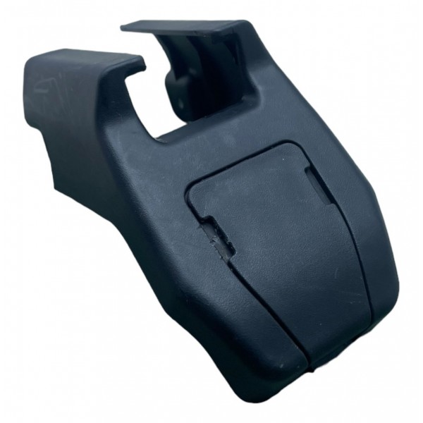 Acabamento Trilho Banco Traseiro Frente  Chery Tiggo 8 23