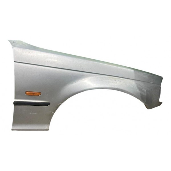 Paralama Dianteiro Direito Bmw 328i 2.8 1999