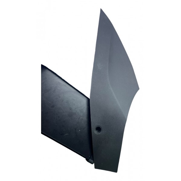 Acabamento Lateral Console Central Direito Gm Tracker 1.2 23