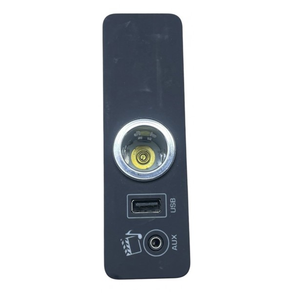 Acabamento Tomada 12 Volts Apoio Braço Range Rover 5.0 2015