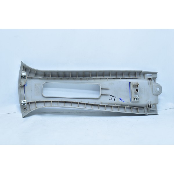 Acabamento Guia Coluna Dianteira Esquerda Ford Ka 1.0 2018