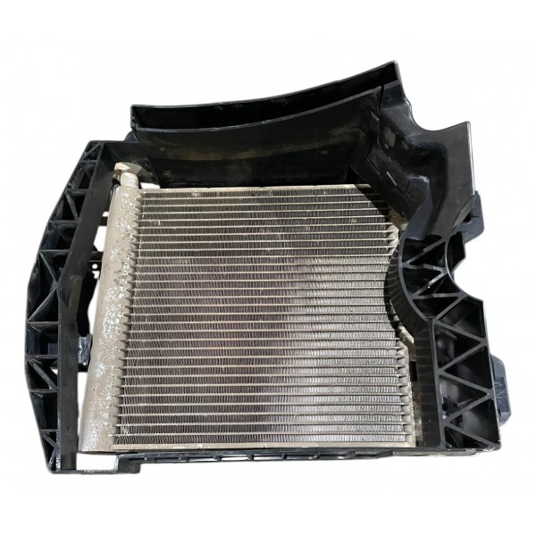 Radiador Agua Auxiliar Direito Range Rover 5.0 2015