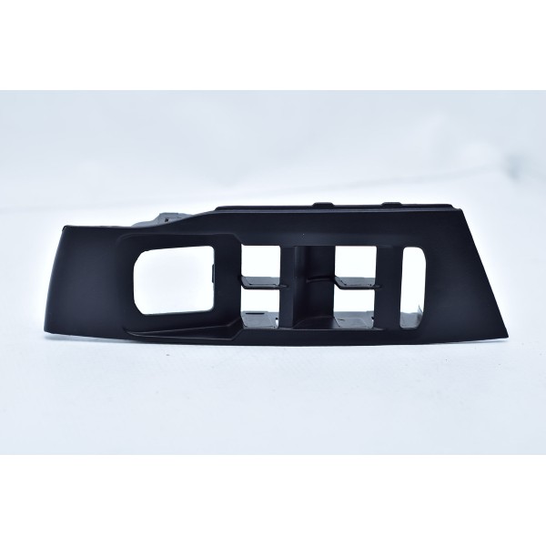 Moldura Botão Vidro Dianteiro Esquerdo Vw Virtus Tsi 1.0