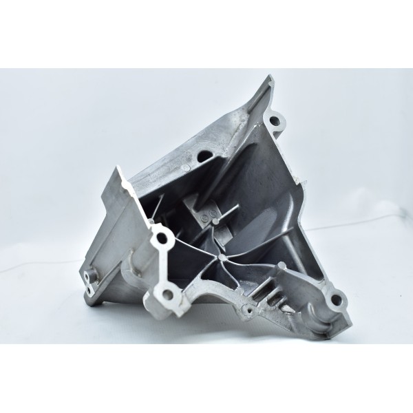 Base Suporte Fixação Coxim Motor Direito Vw Virtus Tsi 1.0