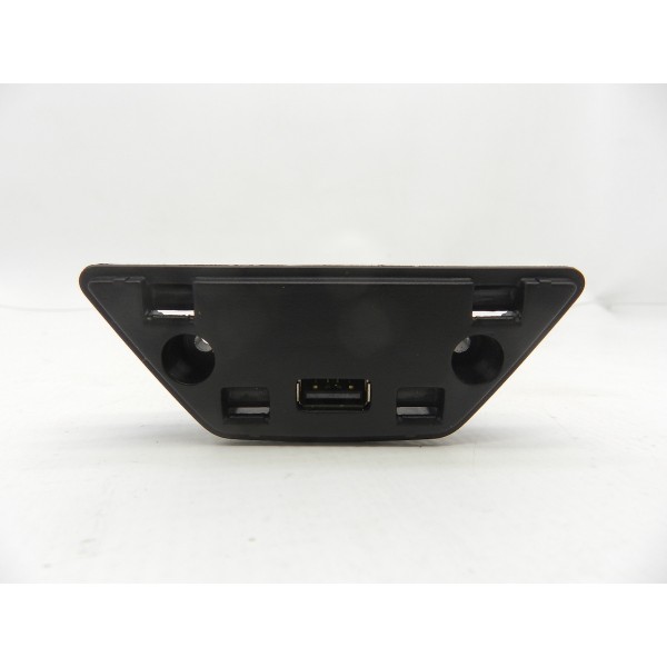 Entrada Usb Superior Painel Vw Virtus Tsi 1.0
