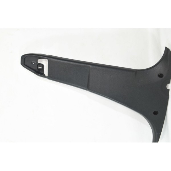 Moldura Coluna Dianteira Direita Sandero 2014