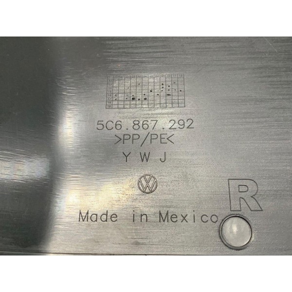 Moldura Inferior Coluna Central Direita Jetta 1.4 Tsi 18