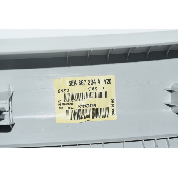 Moldura Coluna Dianteiro Direita Som Virtus Polo Tsi 1.0 18