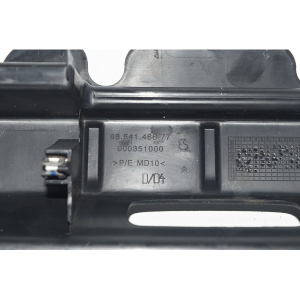 Acabamento Trava Do Porta Mala Citroen C4 Picasso 2.0 2013