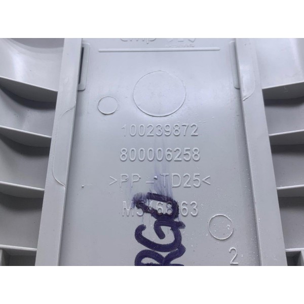 Acabamento Lateral Dianteira Esquerda Fiat Argo 2019