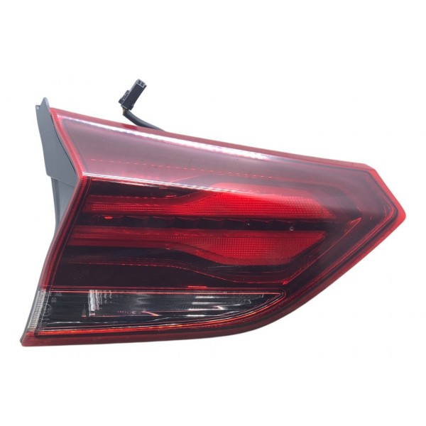 Lanterna Tampa Porta Malas Esquerda Tracker 1.0 Turbo 2022 Vermelho