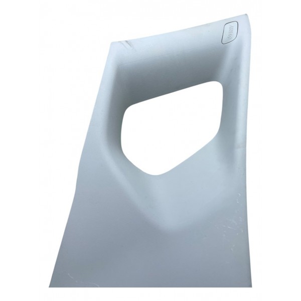 Acabamento Coluna Traseira Direita Tracker Midnight 1.0 2022 Cinza