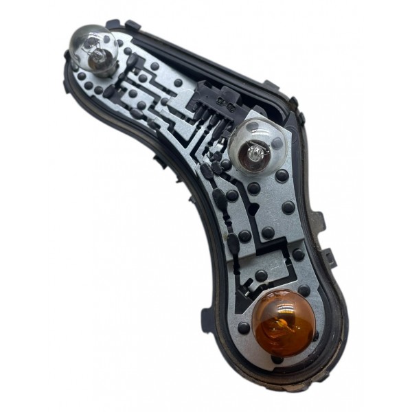 Circuito Lanterna Traseira Esquerda Peugeot 3008 1.6 Thp 11