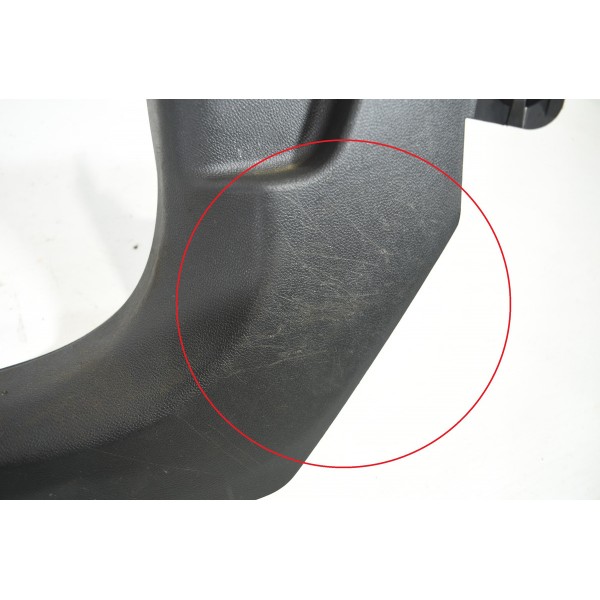 Soleira Dianteira Esquerda Gm Tracker 1.4 Turbo - Descrição