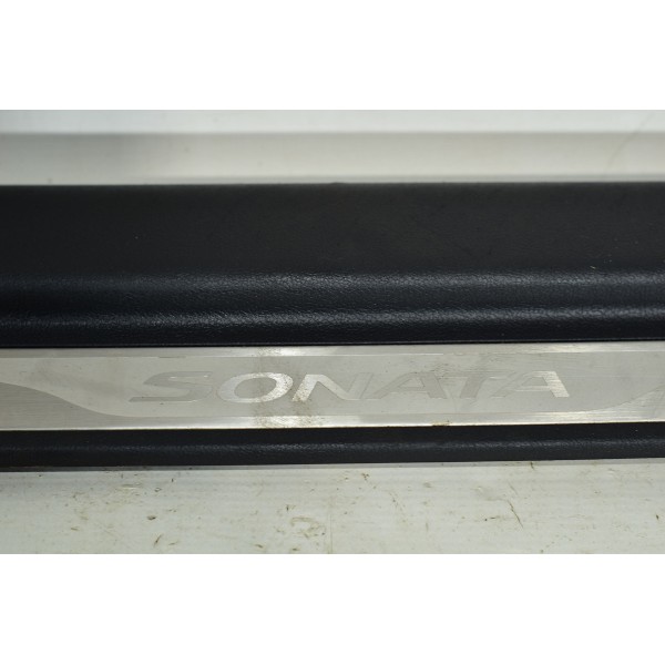 Soleira Lateral Dianteira Direita Hyundai Sonata 2.4 2012