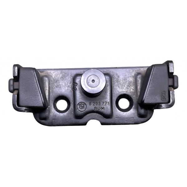 Batente Trava Elétrica Porta Malas Bmw 530i E60 3.0 2004