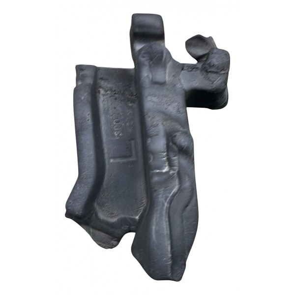 Espuma Esquerda Grelha Capo Gm Cruze Hatch Ltz 1.4 Turbo 18 Preto