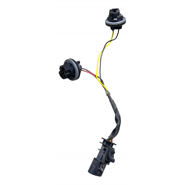 Chicote Lanterna Traseira Gm Cruze Hatch Ltz 1.4 Turbo 2018