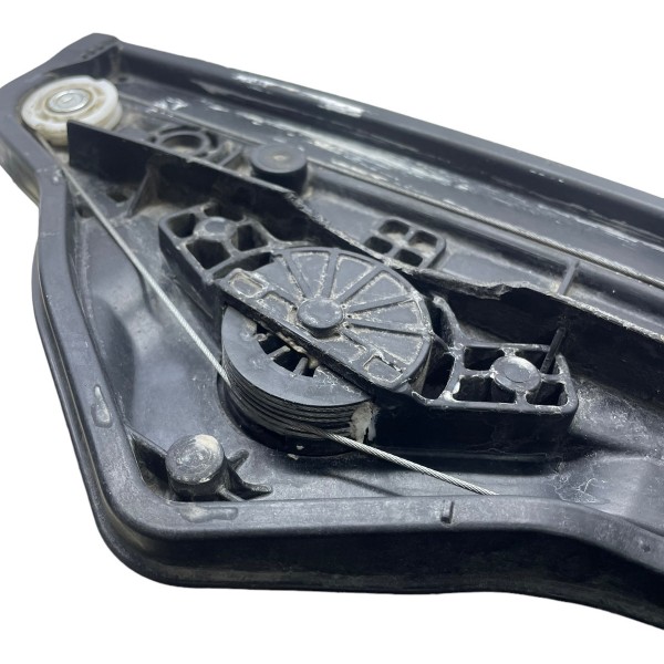 Motor Vidro Elétrico Porta Traseira D Veloster 1.6 16v 2012