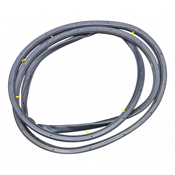 Borracha Externa Porta Dianteira Esquerda Azera 3.0 Gdi 2020