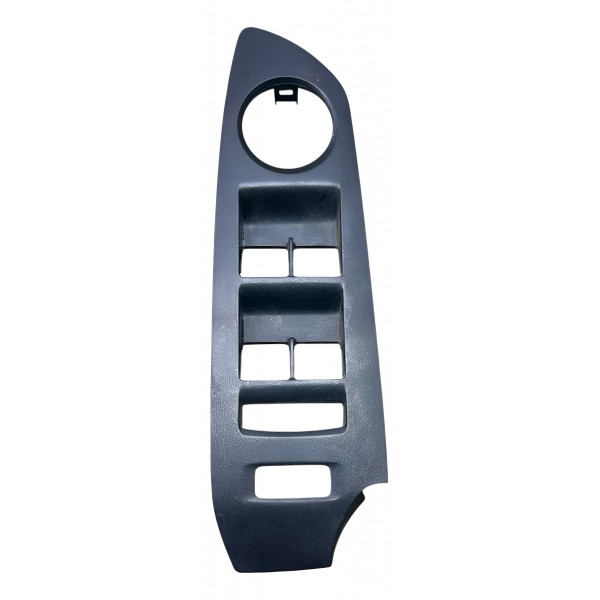 Acabamento Botão Vidro Dianteiro Esquerdo Tracker Ltz 1.4 17