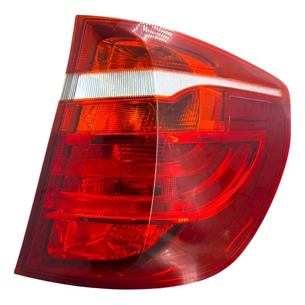 Lanterna Traseira Direita Bmw X3 3.0 Xdrive35i Direito/passageiro