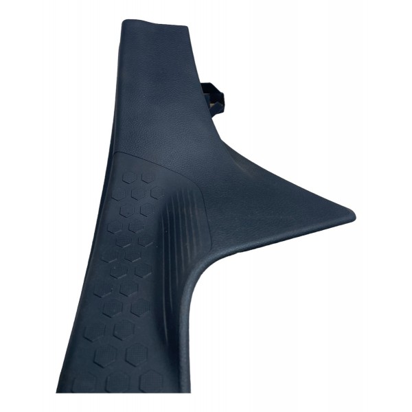 Acabamento Soleira Traseira Direita Subaru Forester 2.0 2015