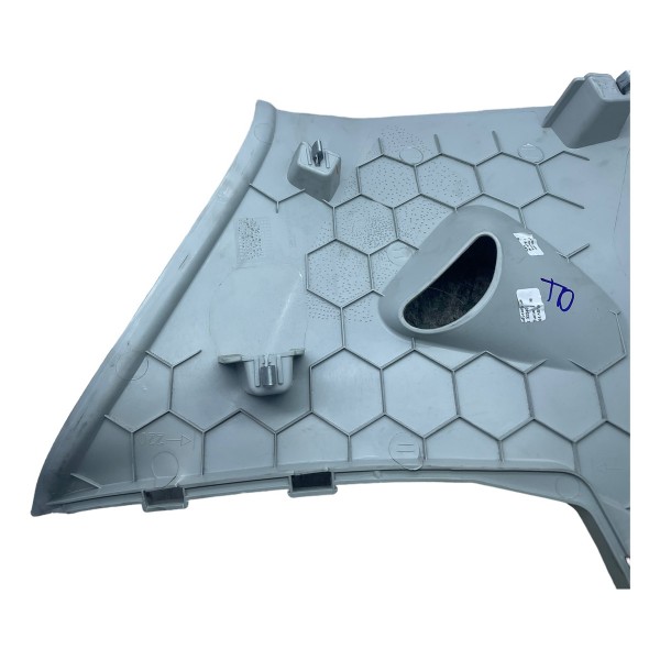 Moldura Coluna Traseira Direita Vw Up 1.0 Tsi 2020