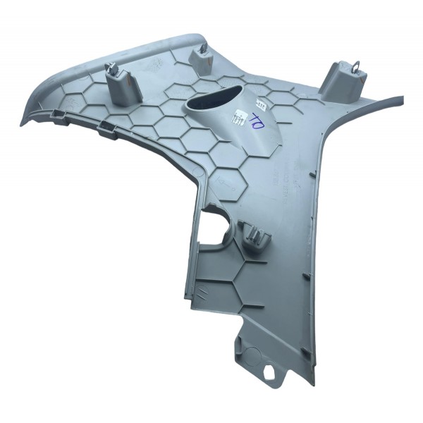 Moldura Coluna Traseira Direita Vw Up 1.0 Tsi 2020