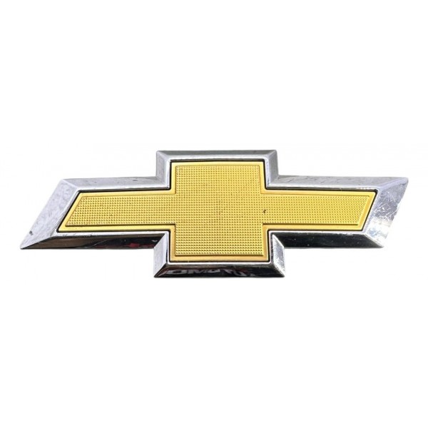 Emblema Traseiro Chevrolet Gm Onix Hatch Lt 1.0 Turbo 2020 Amarelo