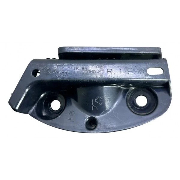 Guia Parachoque Traseira Direita Bmw 320 E90 2.0 2012