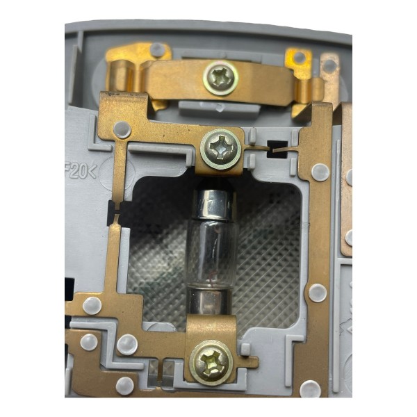 Luz Cortesia Dianteira Teto Chery Qq 1.1 2014