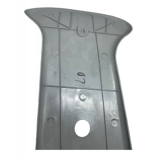 Acabamento Superior Coluna Central Direito Chery Qq 1.1 14