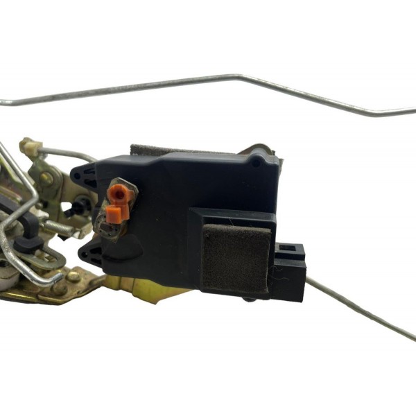 Trava Eletrica Porta Traseira Direita Chery Qq 1.1 2014