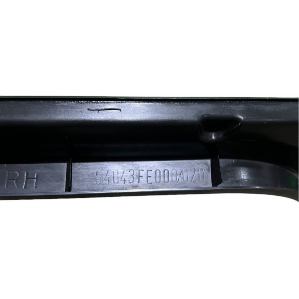 Acabamento Soleira Banco Traseiro Direito Impreza Wrx 2006