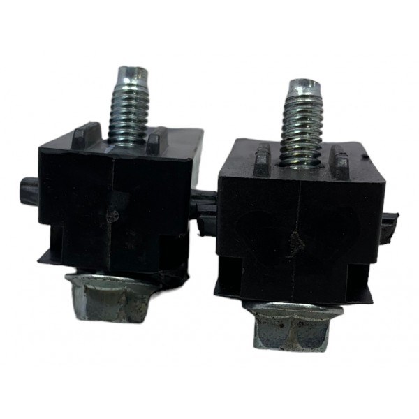 Par Guia Fixação Encosto Banco Traseiro Tracker Ltz 1.4 2017